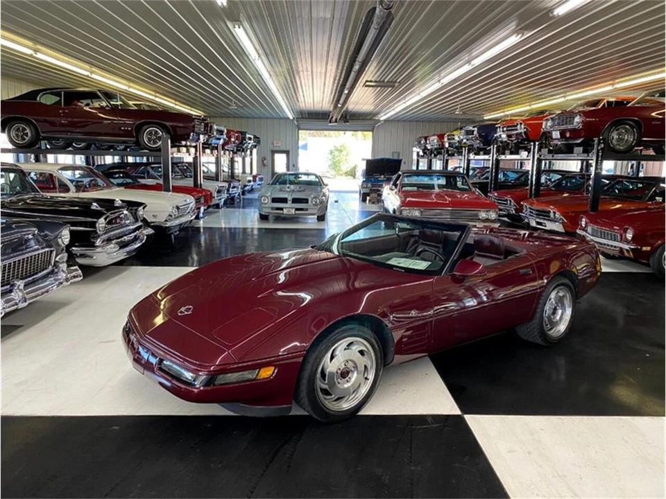 1993 Chevrolet Corvette C4 - Image 16 of 31