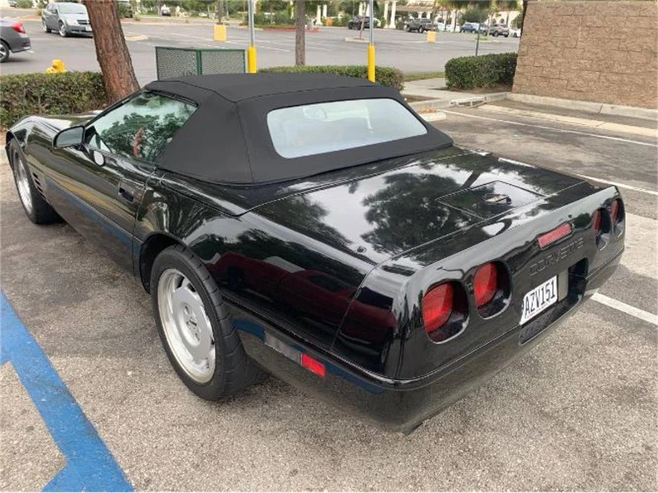 1993 Chevrolet Corvette C4 - Image 2 of 13