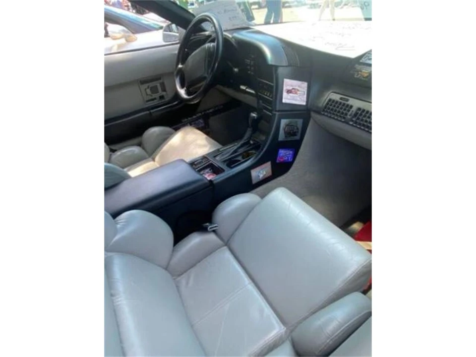 1993 Chevrolet Corvette C4 - Image 6 of 12