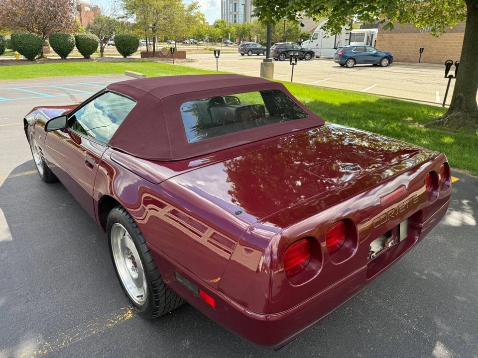 1993 Chevrolet Corvette C4 - Image 21 of 31