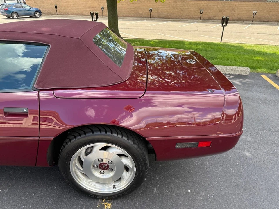 1993 Chevrolet Corvette C4 - Image 20 of 31