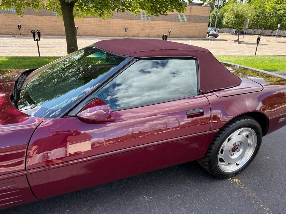 1993 Chevrolet Corvette C4 - Image 19 of 21