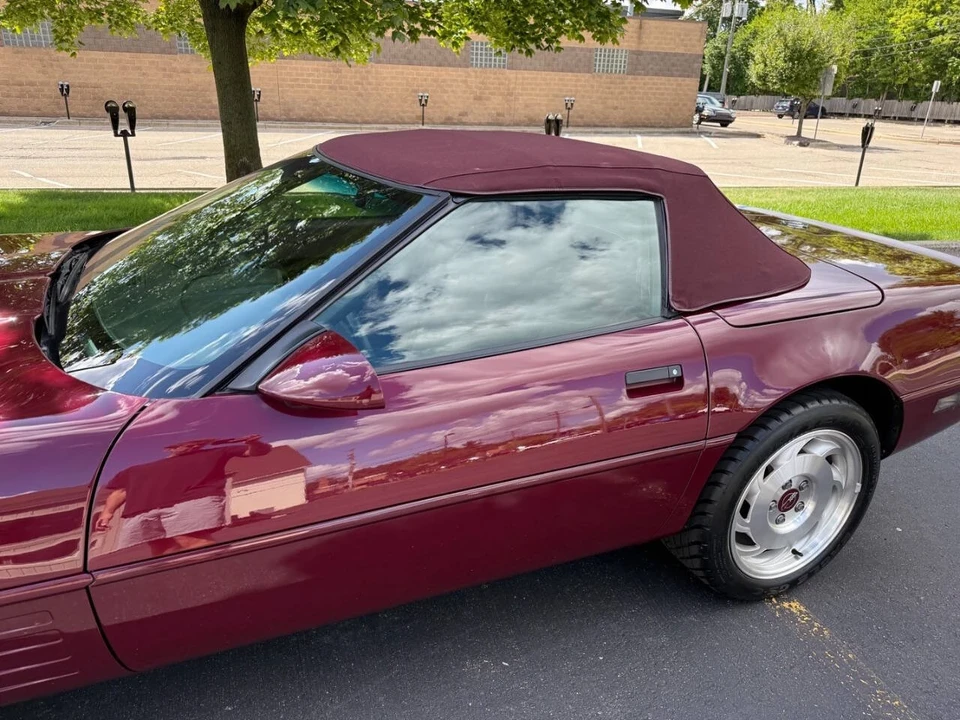 1993 Chevrolet Corvette C4 - Image 19 of 21