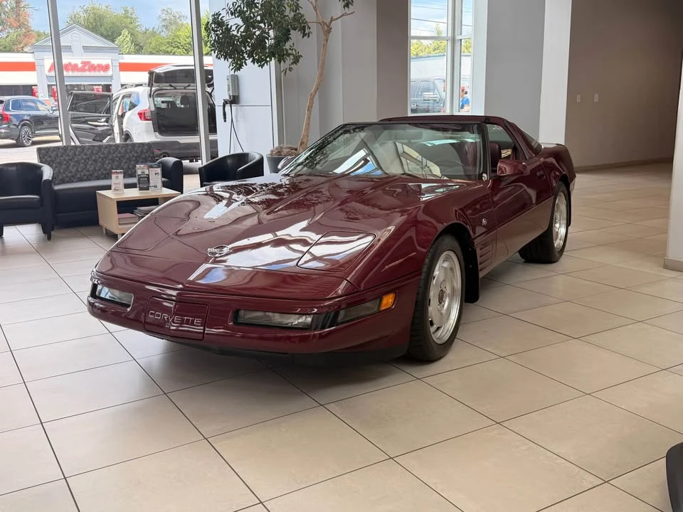 1993 Chevrolet Corvette C4 - Image 2 of 10