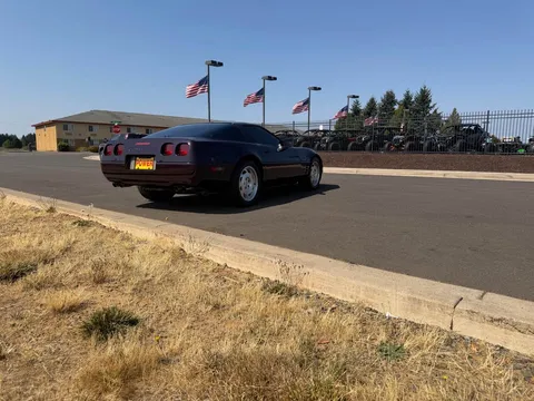 1993 Chevrolet Corvette C4 - Image 4 of 12