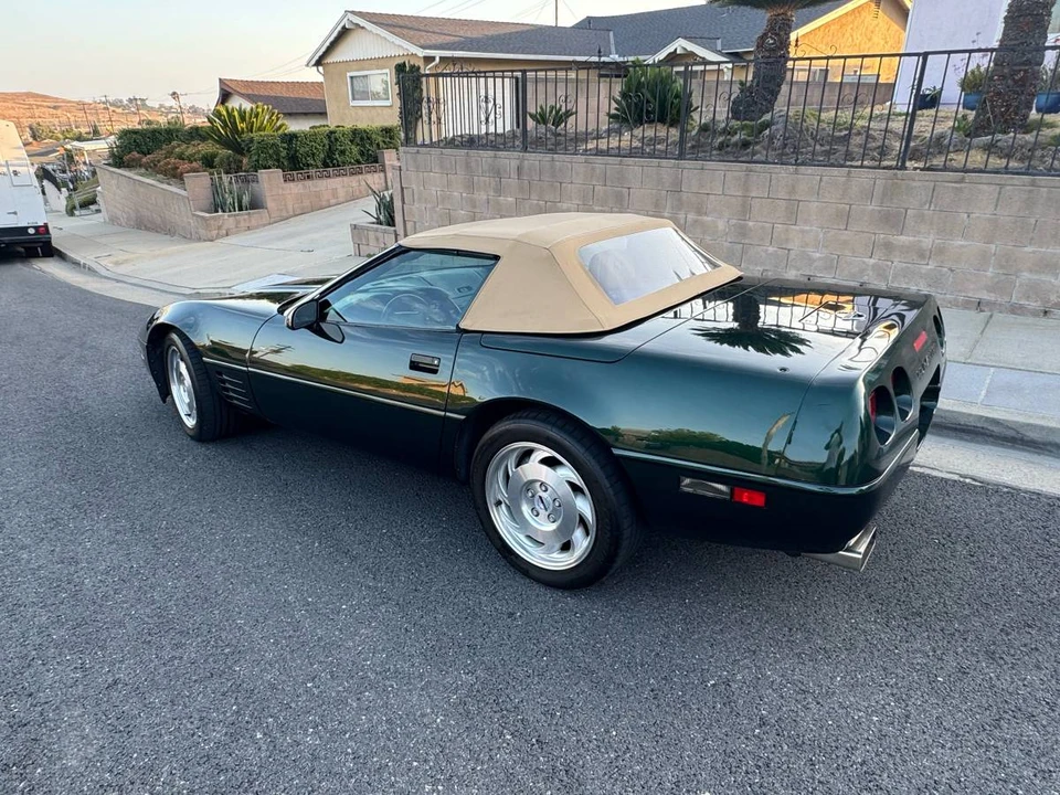1993 Chevrolet Corvette C4 - Image 2 of 9