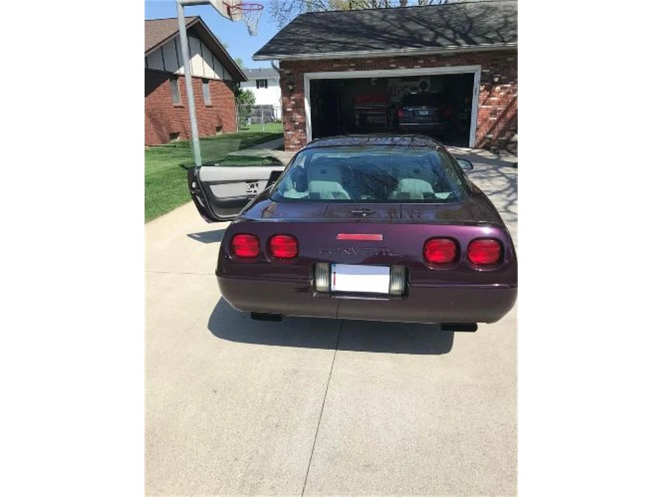 1993 Chevrolet Corvette C4 - Image 7 of 11