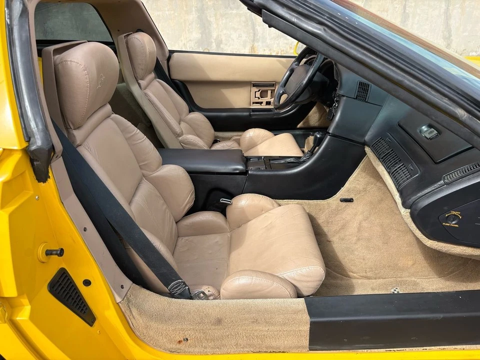 1993 Chevrolet Corvette C4 - Image 10 of 21