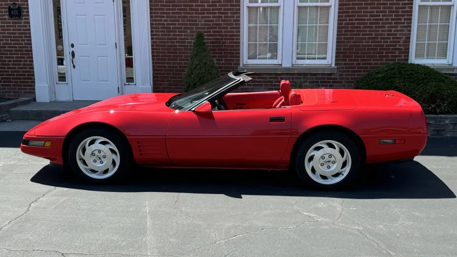1993 Chevrolet Corvette C4 - Image 2 of 7