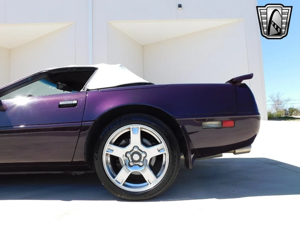 1993 Chevrolet Corvette C4 - Image 10 of 21
