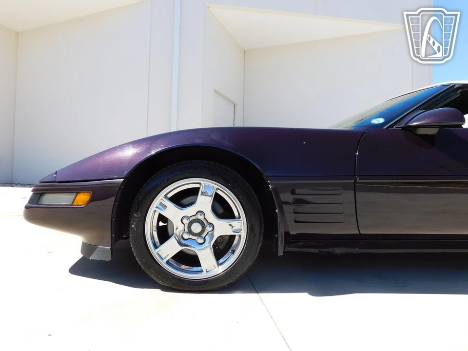 1993 Chevrolet Corvette C4 - Image 10 of 12