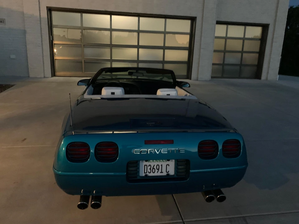 1993 Chevrolet Corvette C4 - Image 18 of 31