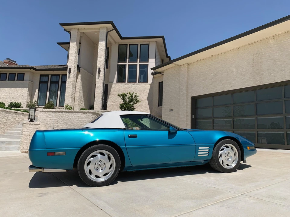 1993 Chevrolet Corvette C4 - Image 22 of 31