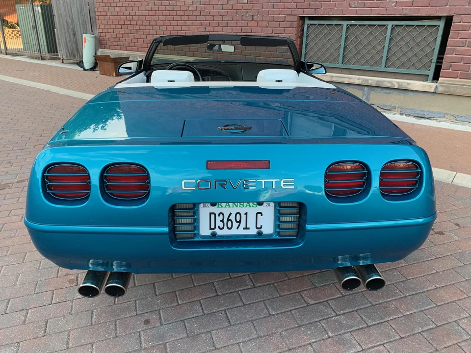 1993 Chevrolet Corvette C4 - Image 4 of 31