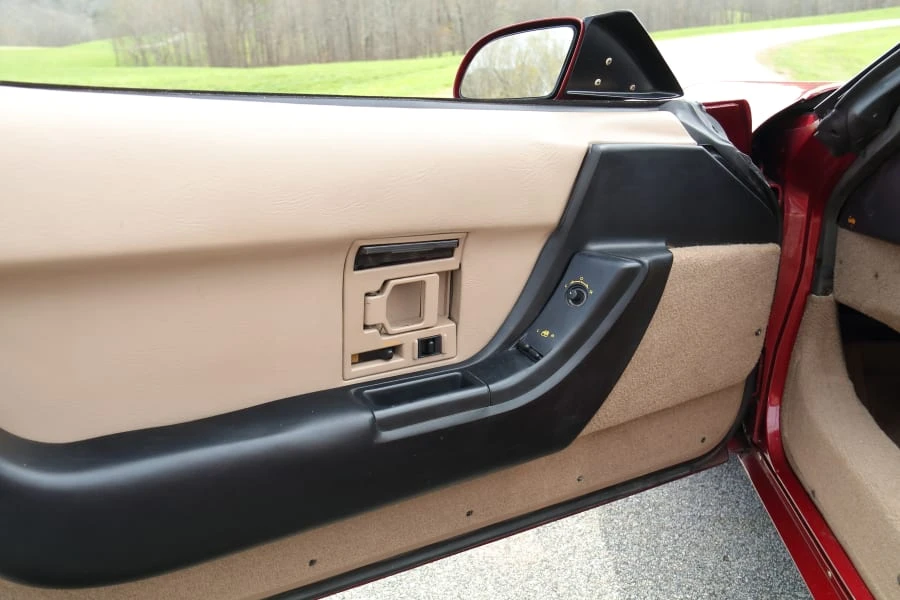 1993 Chevrolet Corvette C4 - Image 18 of 25