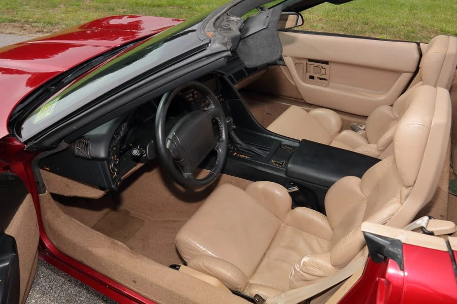 1993 Chevrolet Corvette C4 - Image 16 of 25