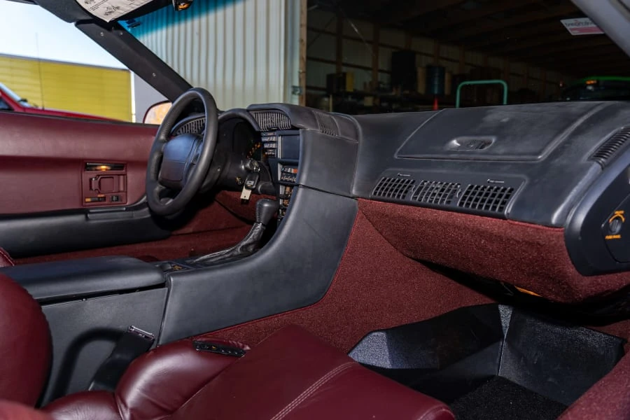 1993 Chevrolet Corvette C4 - Image 13 of 23