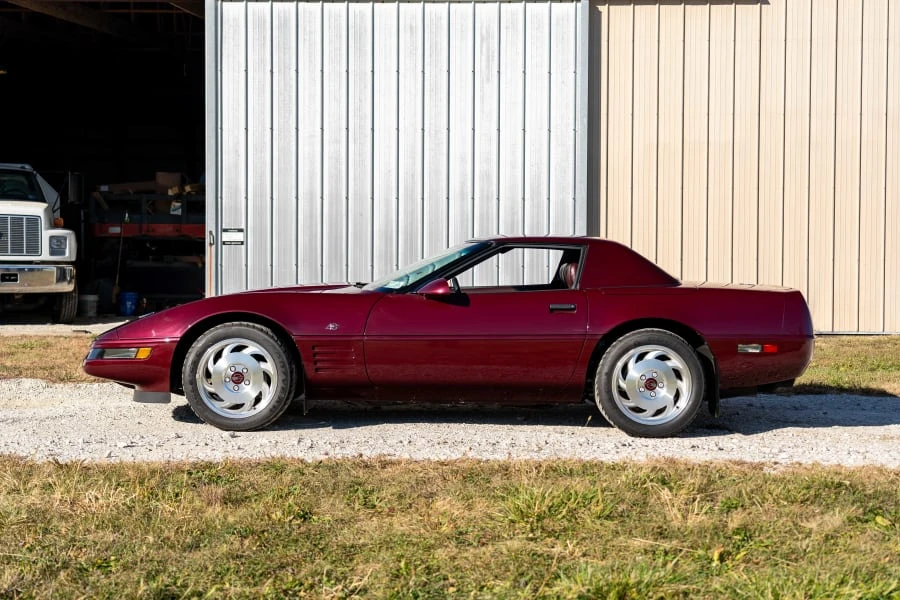 1993 Chevrolet Corvette C4 - Image 2 of 23