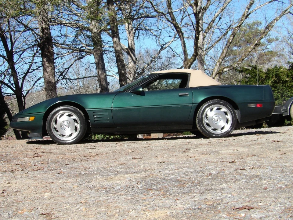 1993 Chevrolet Corvette C4 - Image 12 of 21