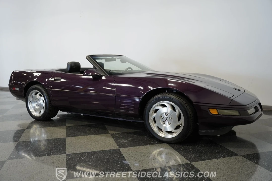 1993 Chevrolet Corvette C4 - Image 16 of 21
