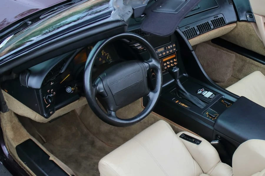 1993 Chevrolet Corvette C4 - Image 16 of 27