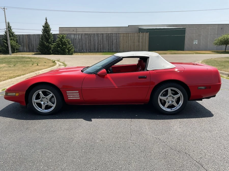 1993 Chevrolet Corvette C4 - Image 5 of 17