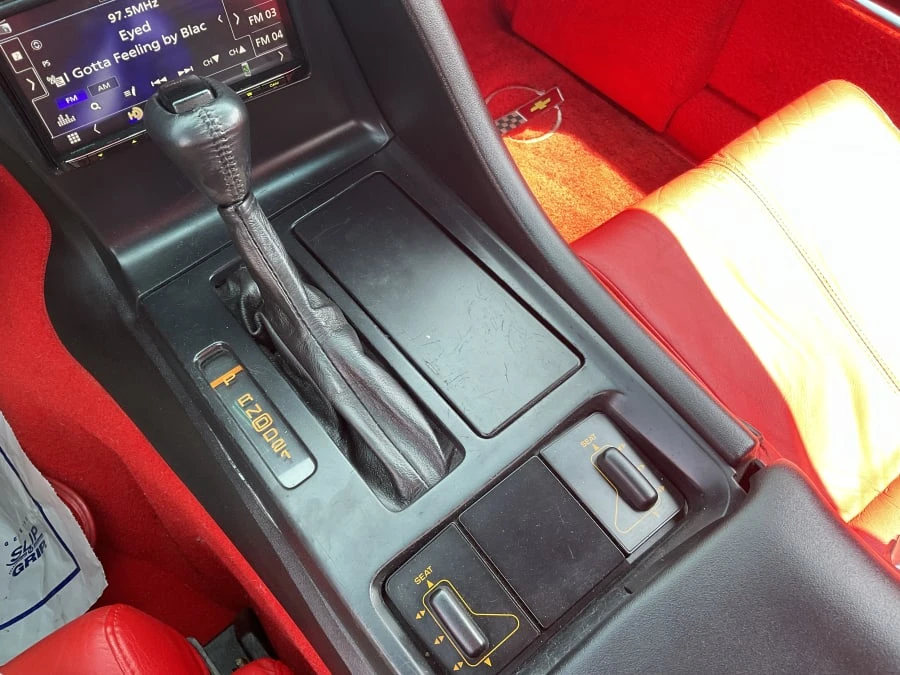 1993 Chevrolet Corvette C4 - Image 15 of 17