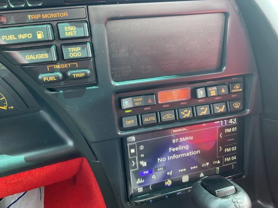 1993 Chevrolet Corvette C4 - Image 13 of 17
