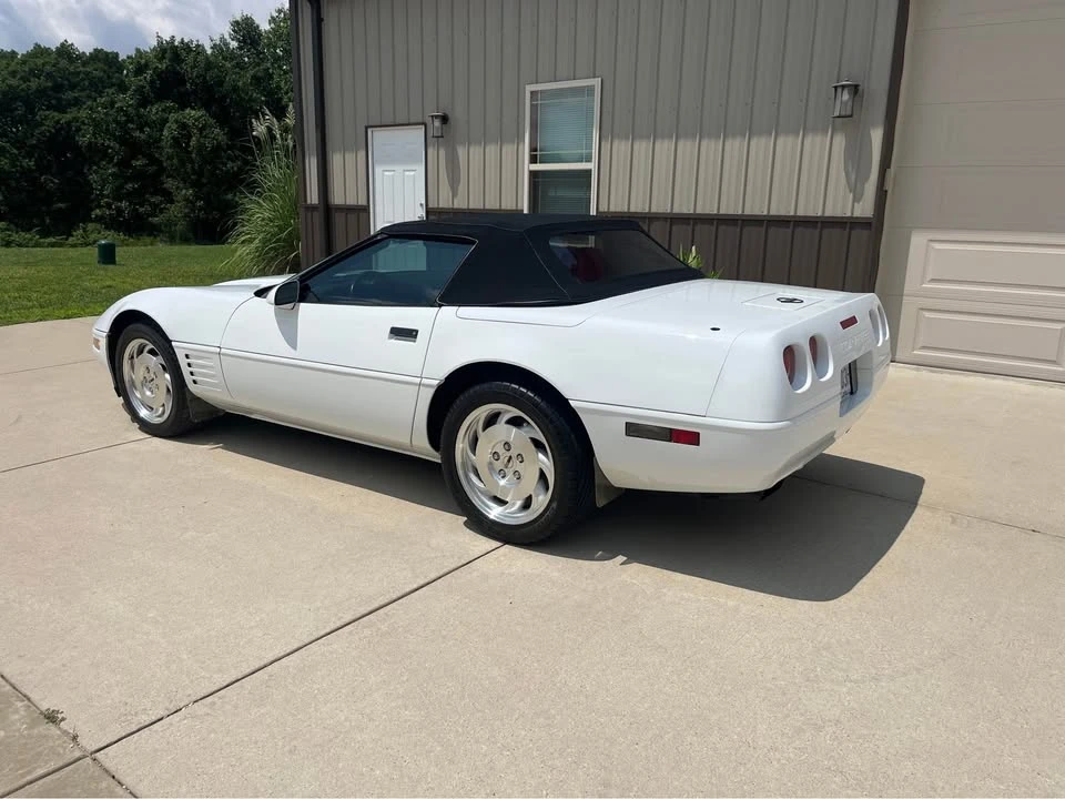 1993 Chevrolet Corvette C4 - Image 7 of 10