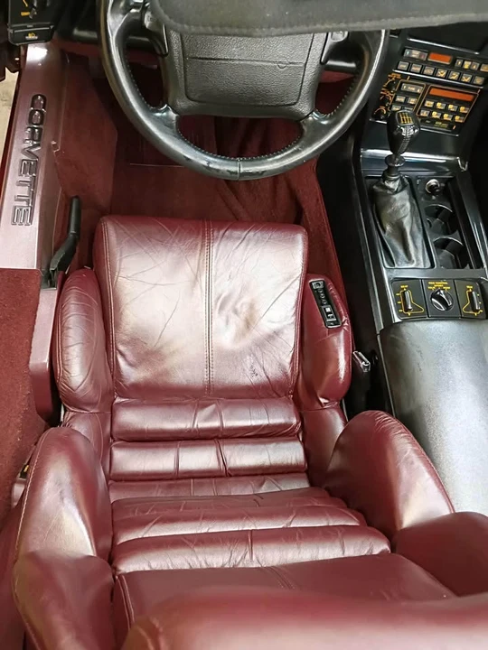 1993 Chevrolet Corvette C4 - Image 6 of 9