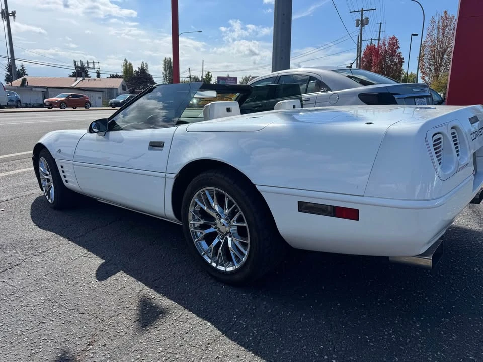 1993 Chevrolet Corvette C4 - Image 6 of 14
