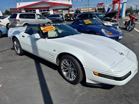 1993 Chevrolet Corvette Convertible 2D