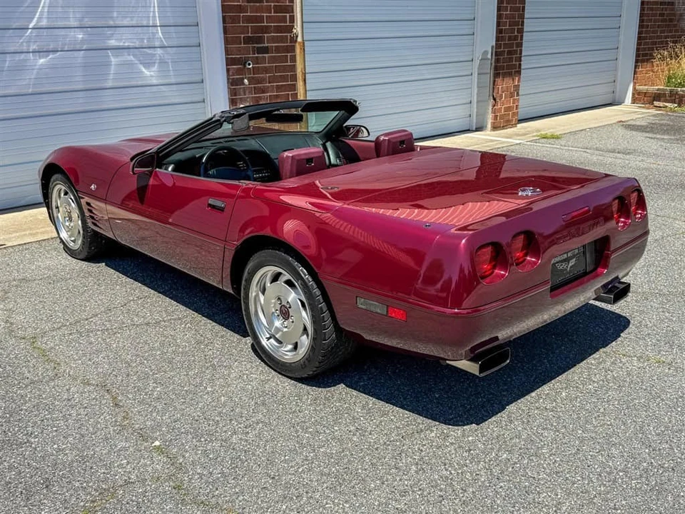 1993 Chevrolet Corvette C4 - Image 22 of 31