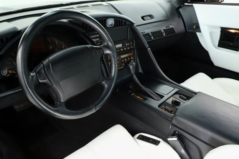 1993 Chevrolet Corvette C4 - Image 29 of 31