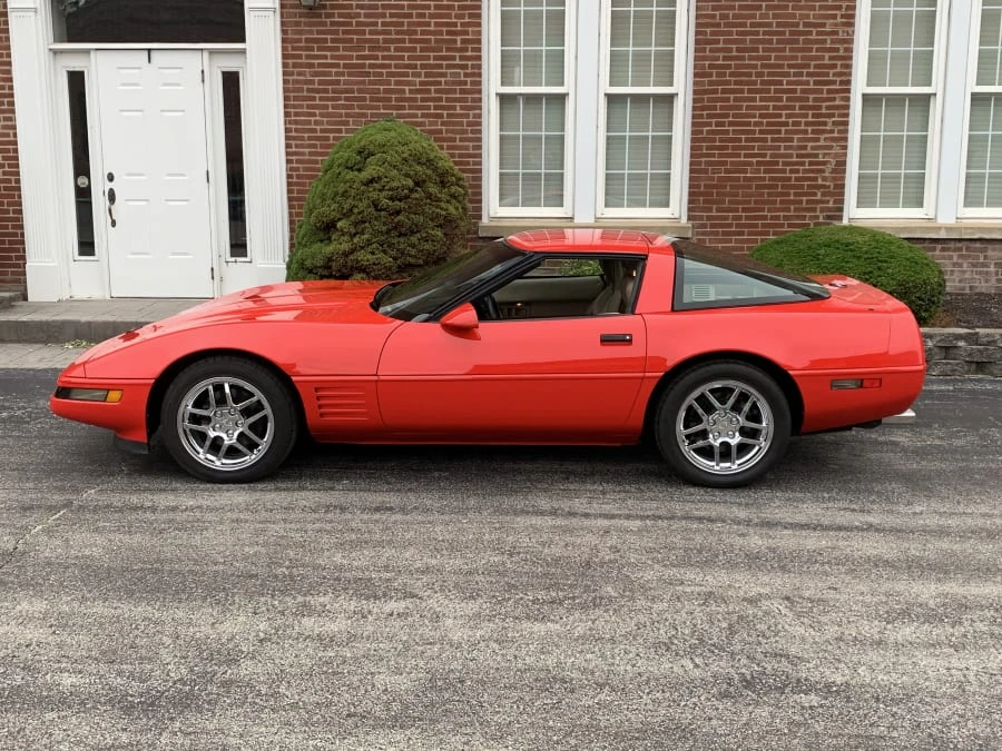 1993 Chevrolet Corvette C4 - Image 2 of 7