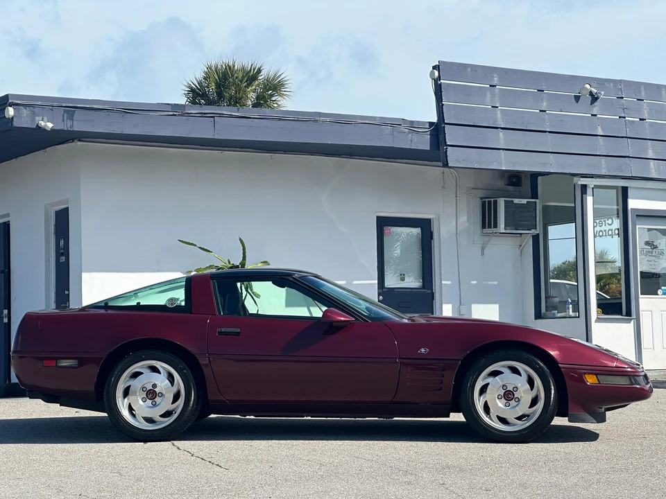 1993 Chevrolet Corvette C4 - Image 11 of 31