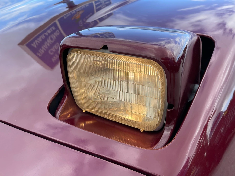 1993 Chevrolet Corvette C4 - Image 16 of 31
