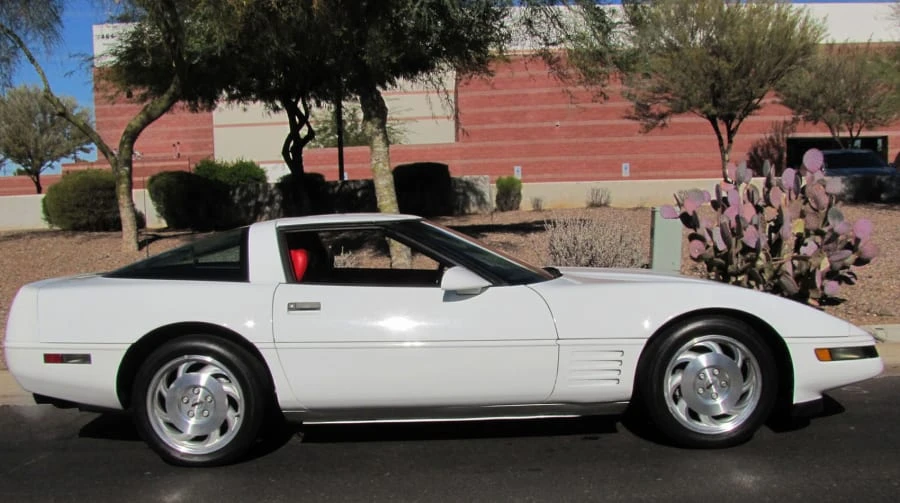 1993 Chevrolet Corvette C4 - Image 2 of 8