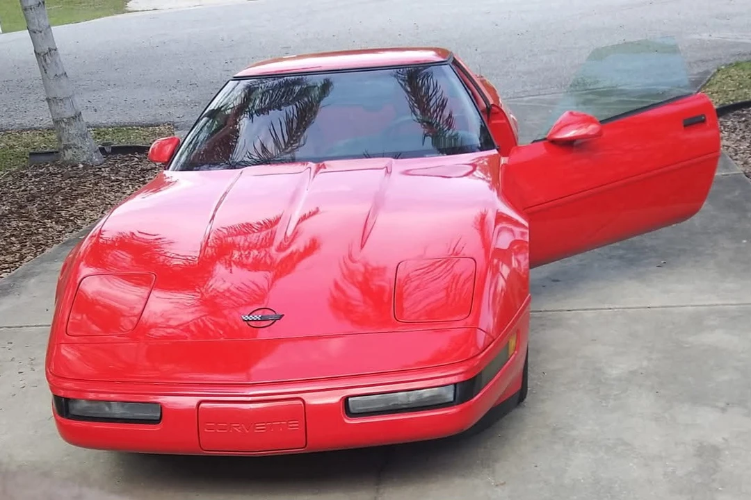 1993 Chevrolet Corvette C4 - Image 22 of 31