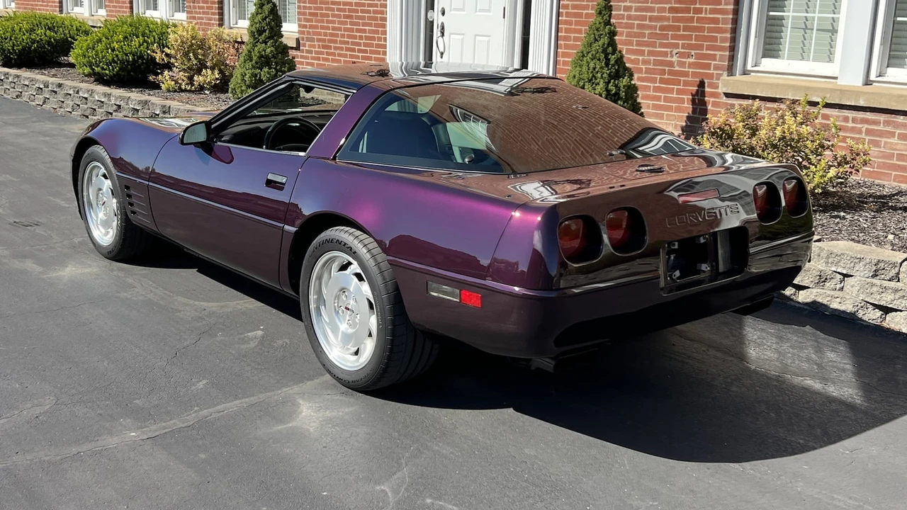 1993 Chevrolet Corvette C4 - Image 3 of 9
