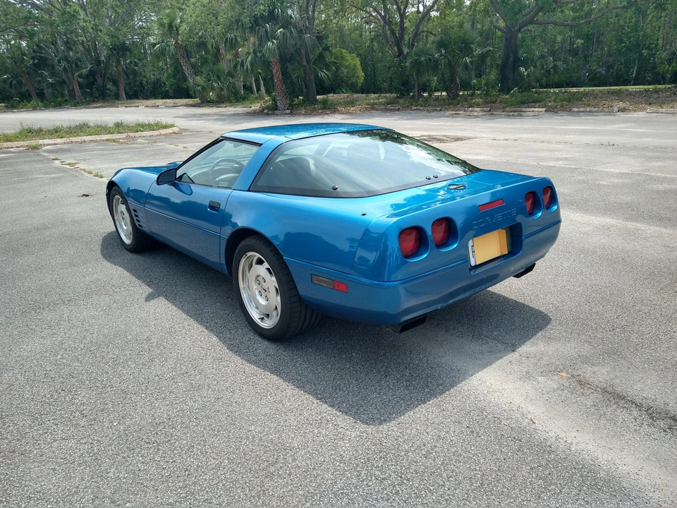 1993 Chevrolet Corvette C4 - Image 10 of 31