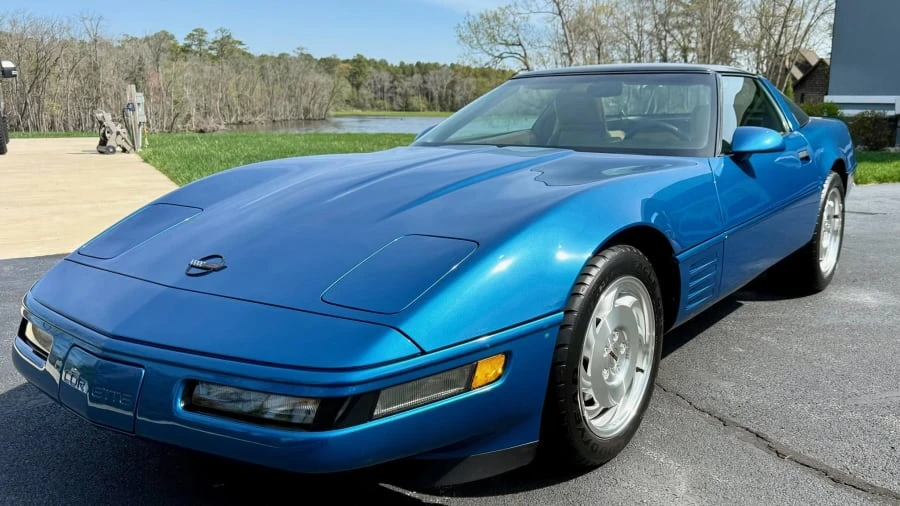 1993 Chevrolet Corvette C4 - Image 6 of 15