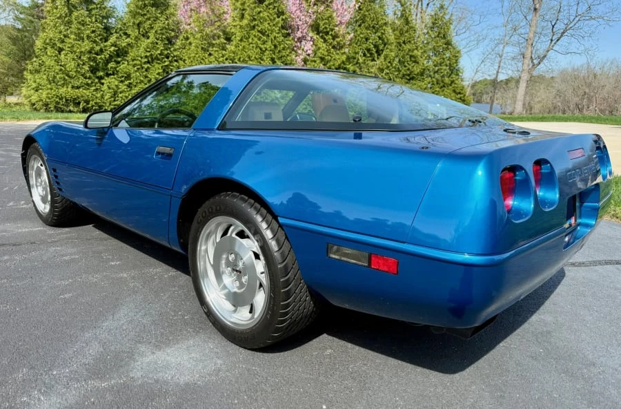 1993 Chevrolet Corvette C4 - Image 3 of 15