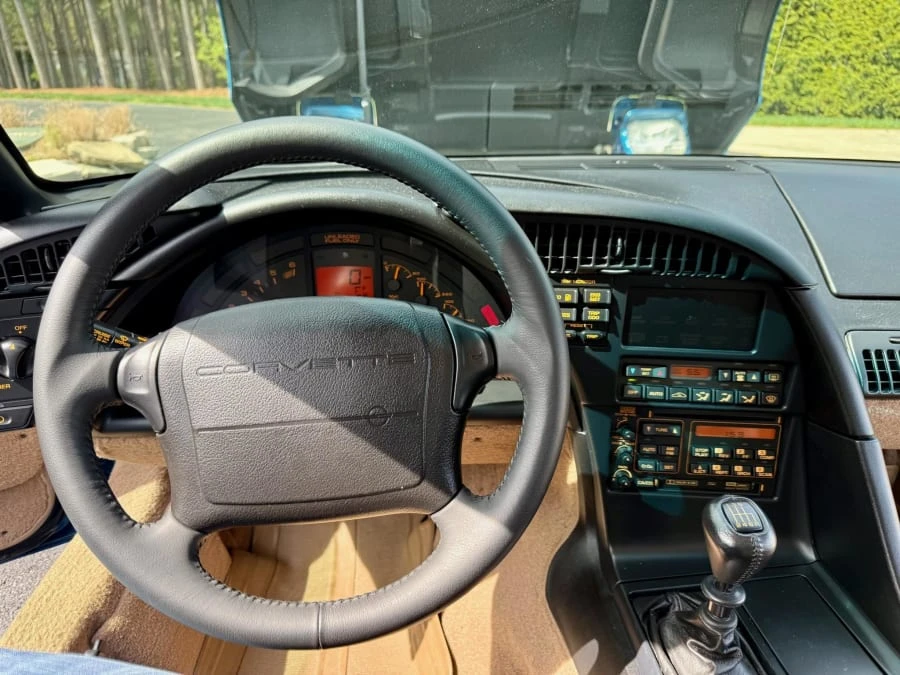 1993 Chevrolet Corvette C4 - Image 10 of 15
