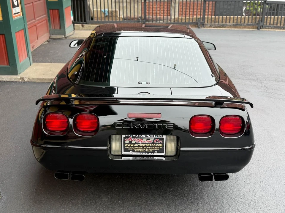 1993 Chevrolet Corvette C4 - Image 8 of 31