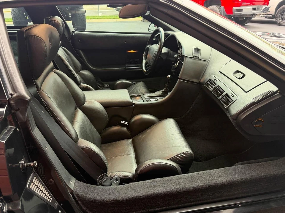 1993 Chevrolet Corvette C4 - Image 21 of 31
