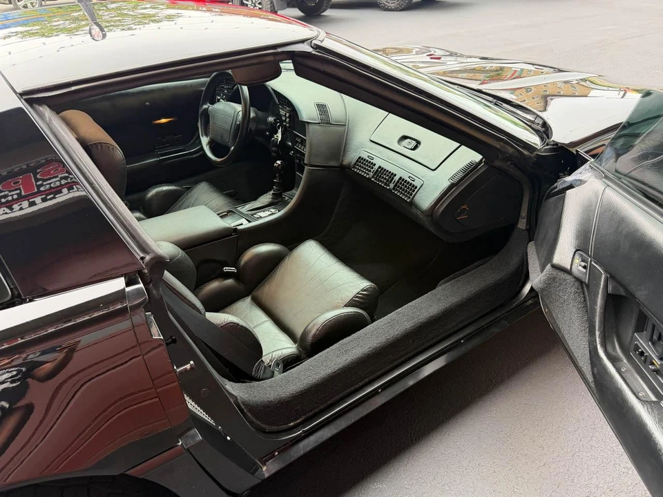 1993 Chevrolet Corvette C4 - Image 20 of 31