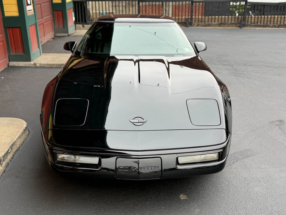 1993 Chevrolet Corvette C4 - Image 13 of 31