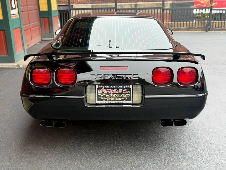 1993 Chevrolet Corvette C4 - Image 7 of 31