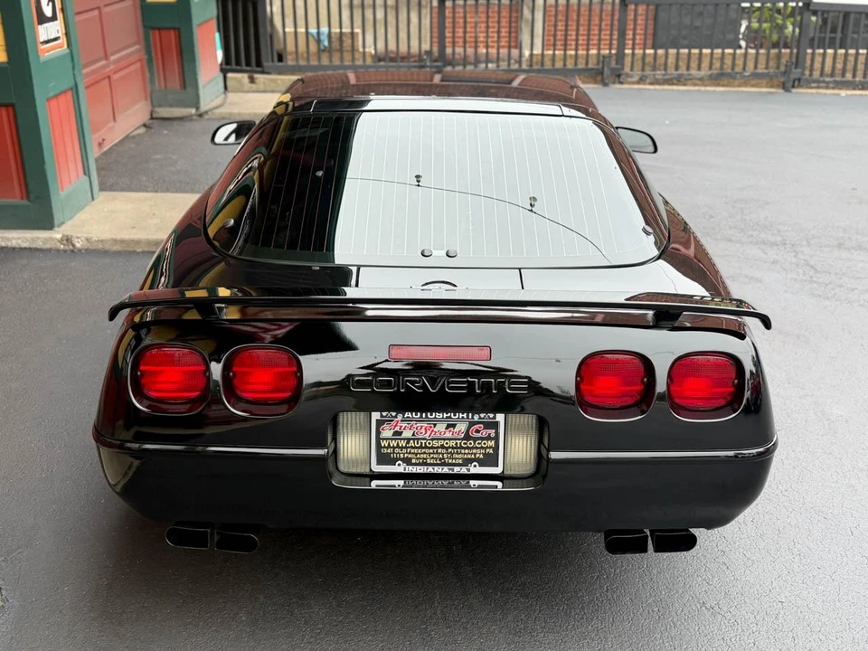 1993 Chevrolet Corvette C4 - Image 8 of 31